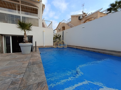 Chalet independiente de 3 dormitorios bien ubicado con piscina privada en Playa Flamenca