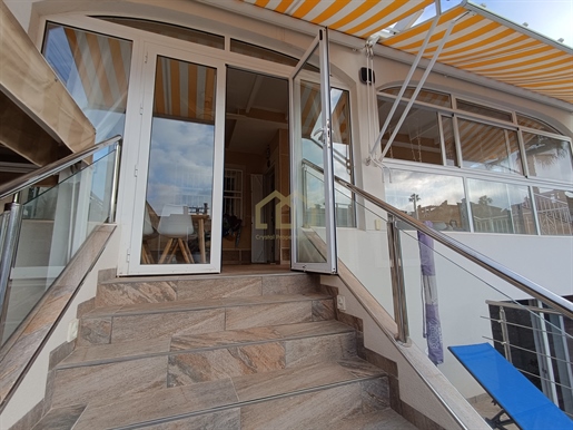 Väl belägen fristående villa med 3 sovrum med privat pool i Playa Flamenca