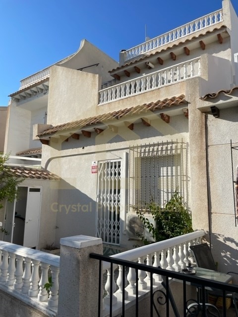 Villa jumelée bien située à Pueblo Principe à Villamartin