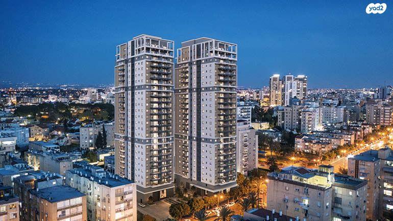 Spacious 5-Room Family Apartment in Netanya