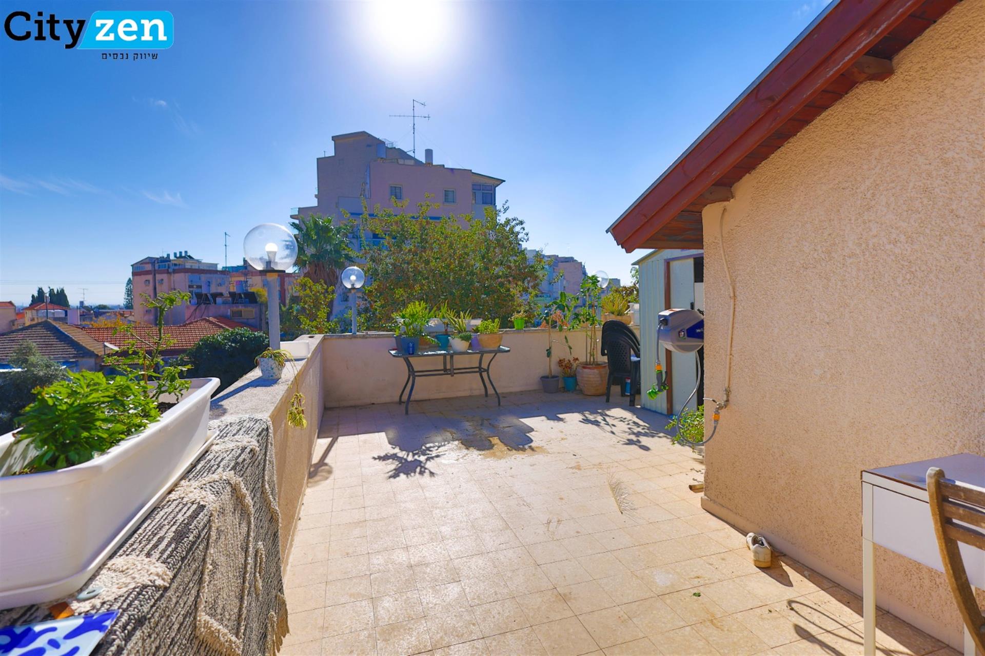 5-Room Duplex with a Huge Terrace in the City Center