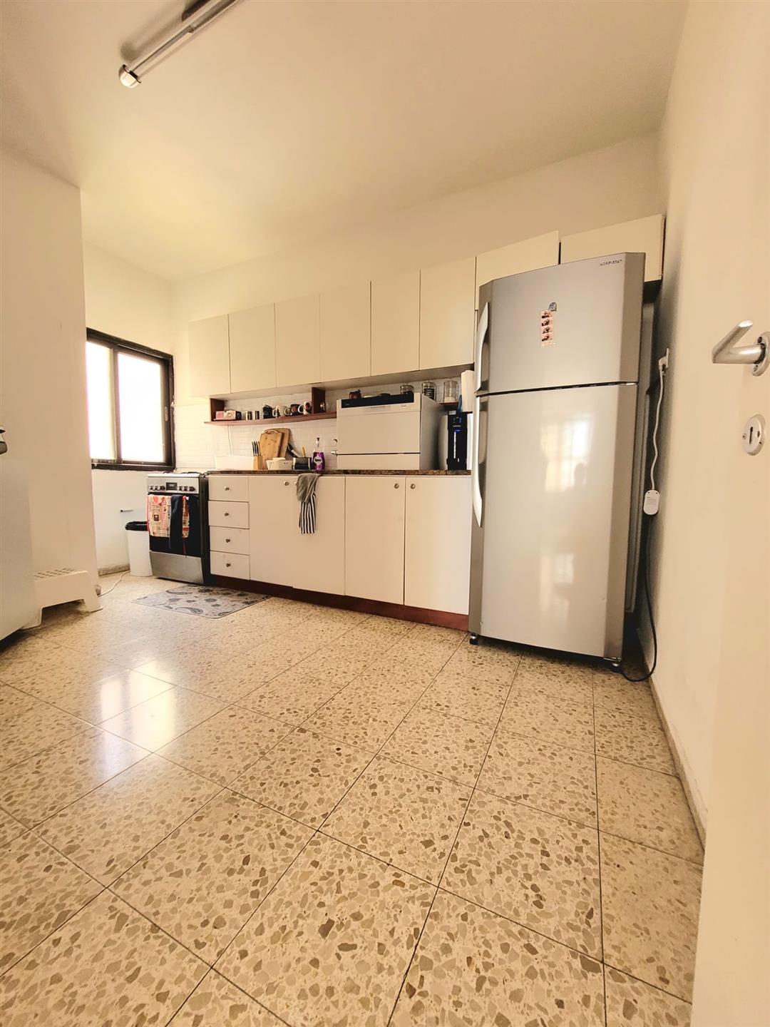 4-Bedroom Apartment with Sea View – Second Line to the Beach – For Sale