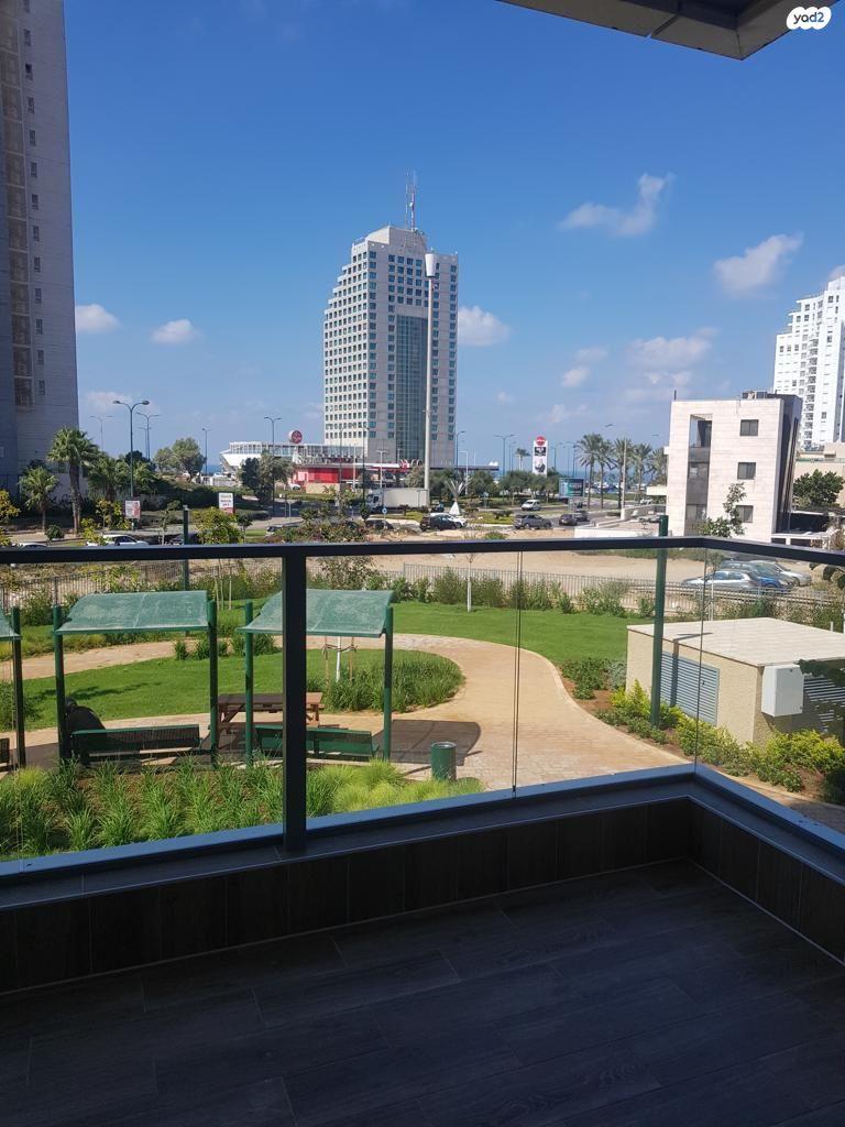 3-Room Apartment in a New Building Near the Sea