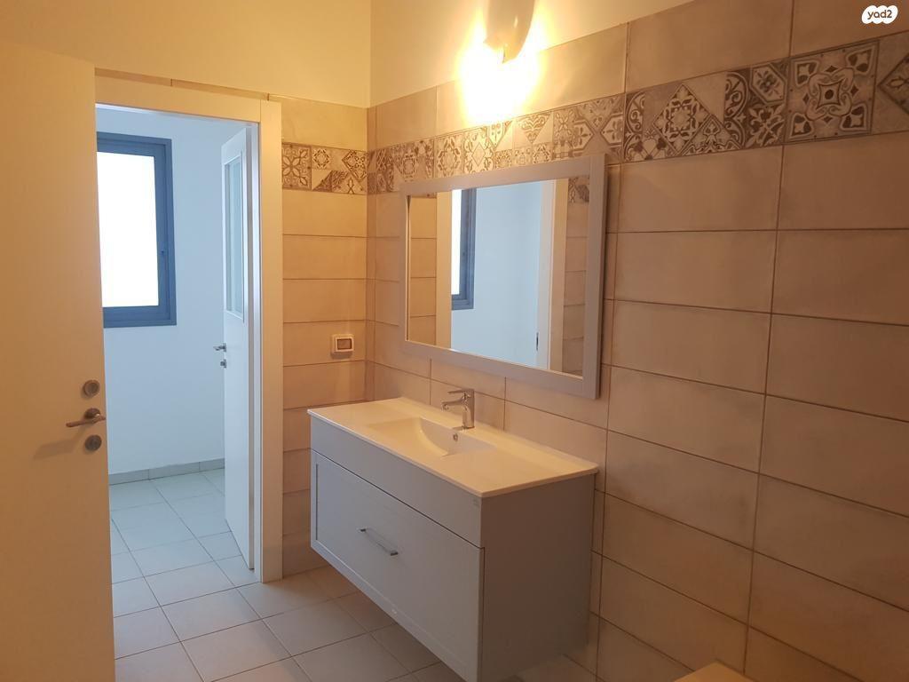 3-Room Apartment in a New Building Near the Sea