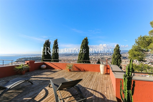 Two bedroom apartment - Roof terrace - View sea and port