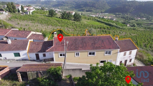 Huis met 4 Kamers in Leiria met 265,00 m²