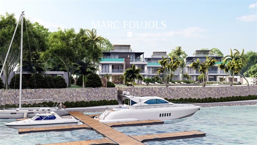 Luxury Waterfront Residence