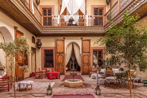 Handsome historic 4 suite Riad with prime location