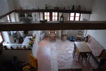 Mittelalterliche aber Modern Cottage in der Auvergne