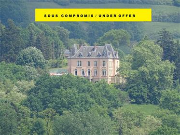 Chateau la graniţa dintre Dordogne
