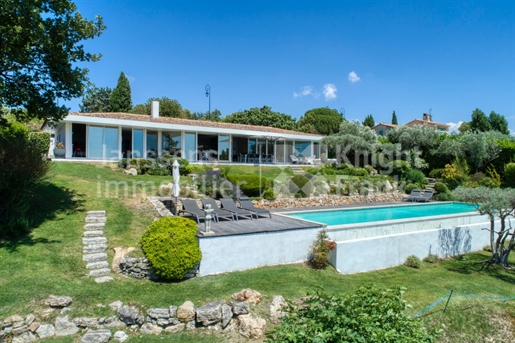 Contemporary villa with exceptional panoramic view for sale clos