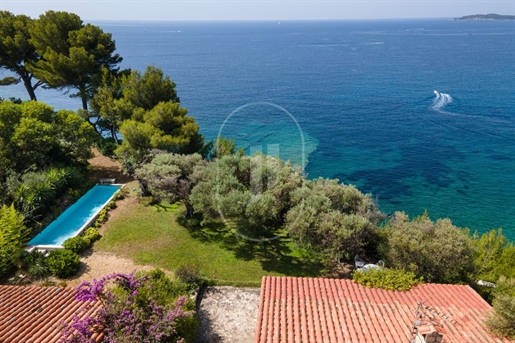 Ebenerdige Villa mit Panoramablick auf das Meer und in ruhiger L