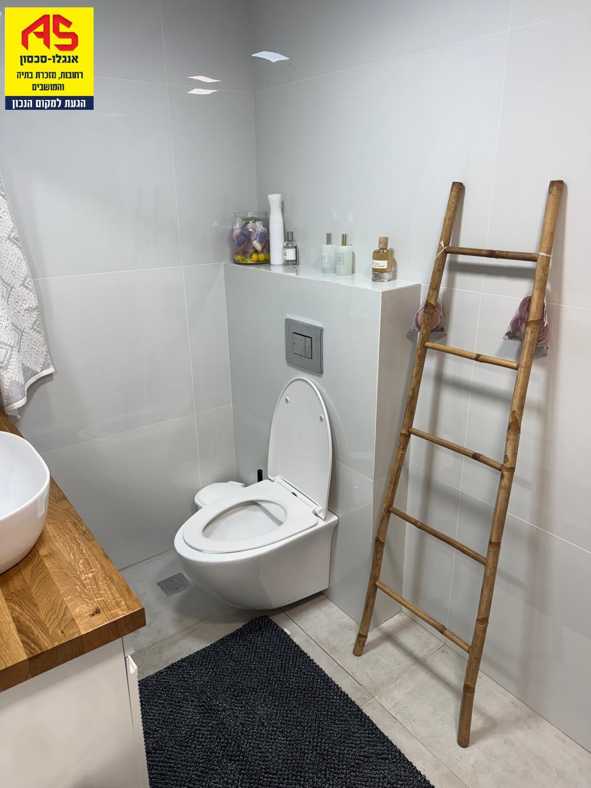  duplex 6-room