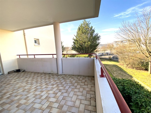 Dijon - Toison d'Or - 4-room apartment of 89 m² with terrace