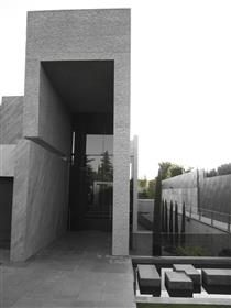 Huisontwerp concrete Valdemarín staal