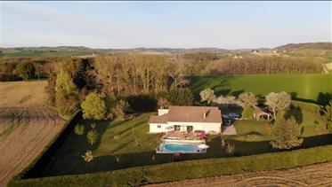 Beautifully restored farmhouse tucked away in glorious countryside, with 360° views and heated pool