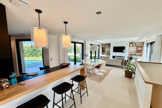 Additional image 2 of Sainte-Maxime (Var)