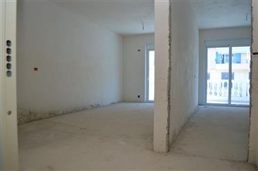 Апартаменти с 1 спалня за продажба в Саранде