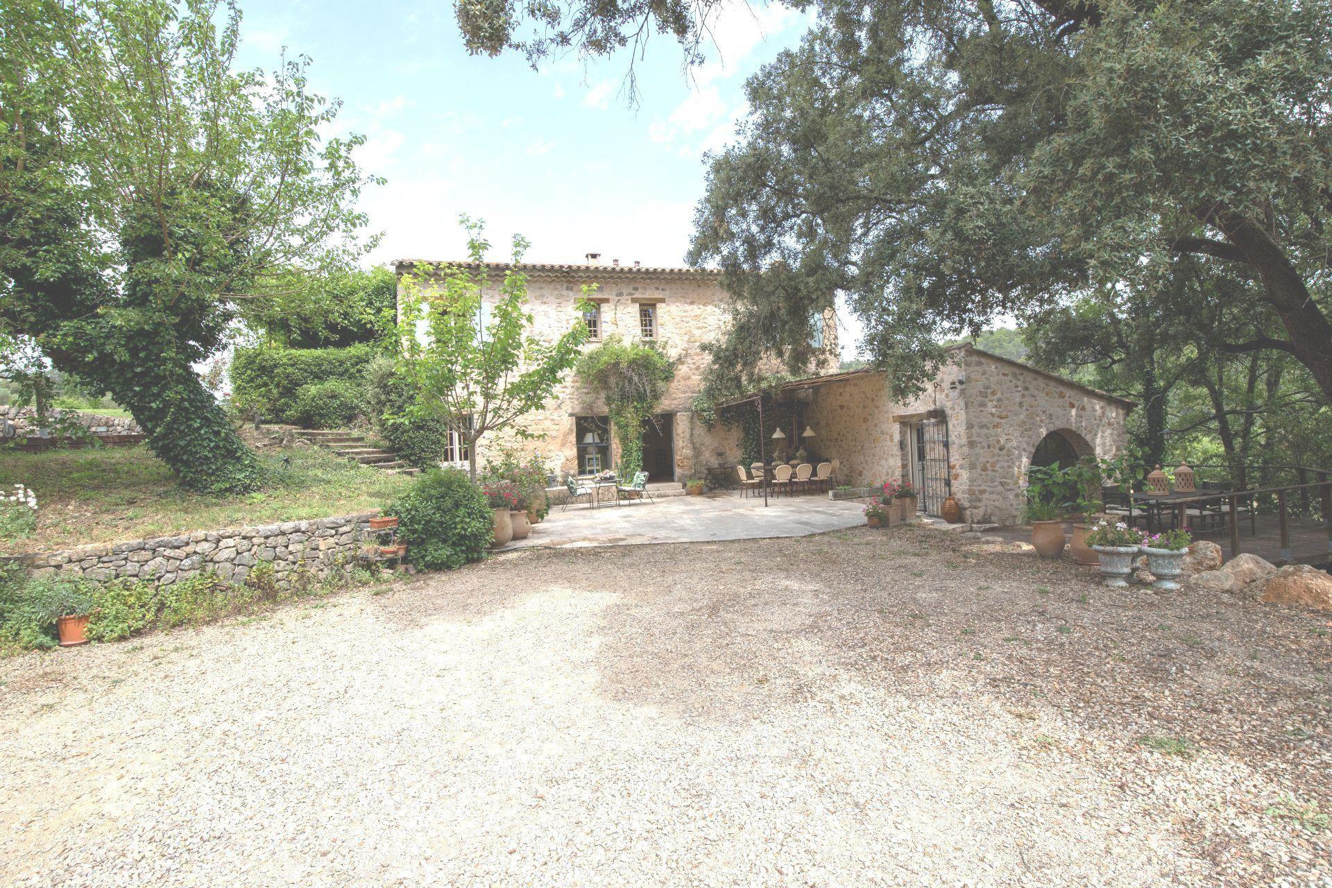 Purchase: House (83510)