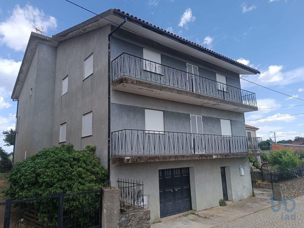 Landhuis met 6 kamers in Remondes e Soutelo met 170,00 m²