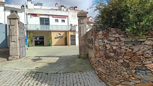 Boutique/Local commercial à Mogadouro, Valverde, Vale de Porco e Vilar de Rei de 813,00 m²