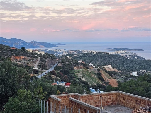 4 terrains à bâtir adjacents avec vue sur la mer près d’Agios Nikolaos