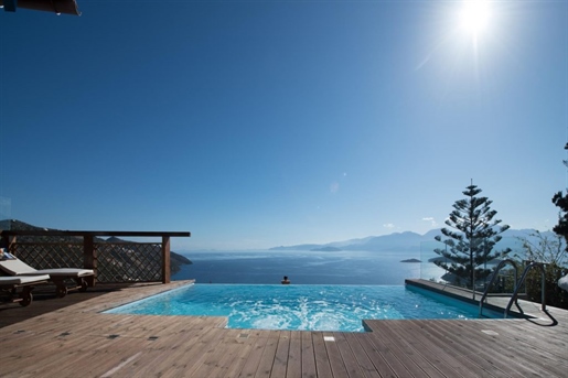Villa und Gästehaus mit fantastischer Aussicht, in der Nähe von Agios Nikolaos