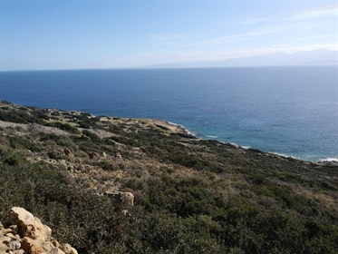 Seafront building plots with breathtaking views, northeast from Plaka, Elounda