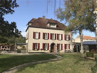 Dům na prodej poblíž Auxerre