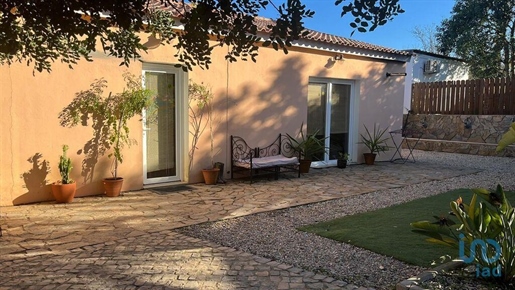 Property with 4 Rooms in Faro with 100,00 m²