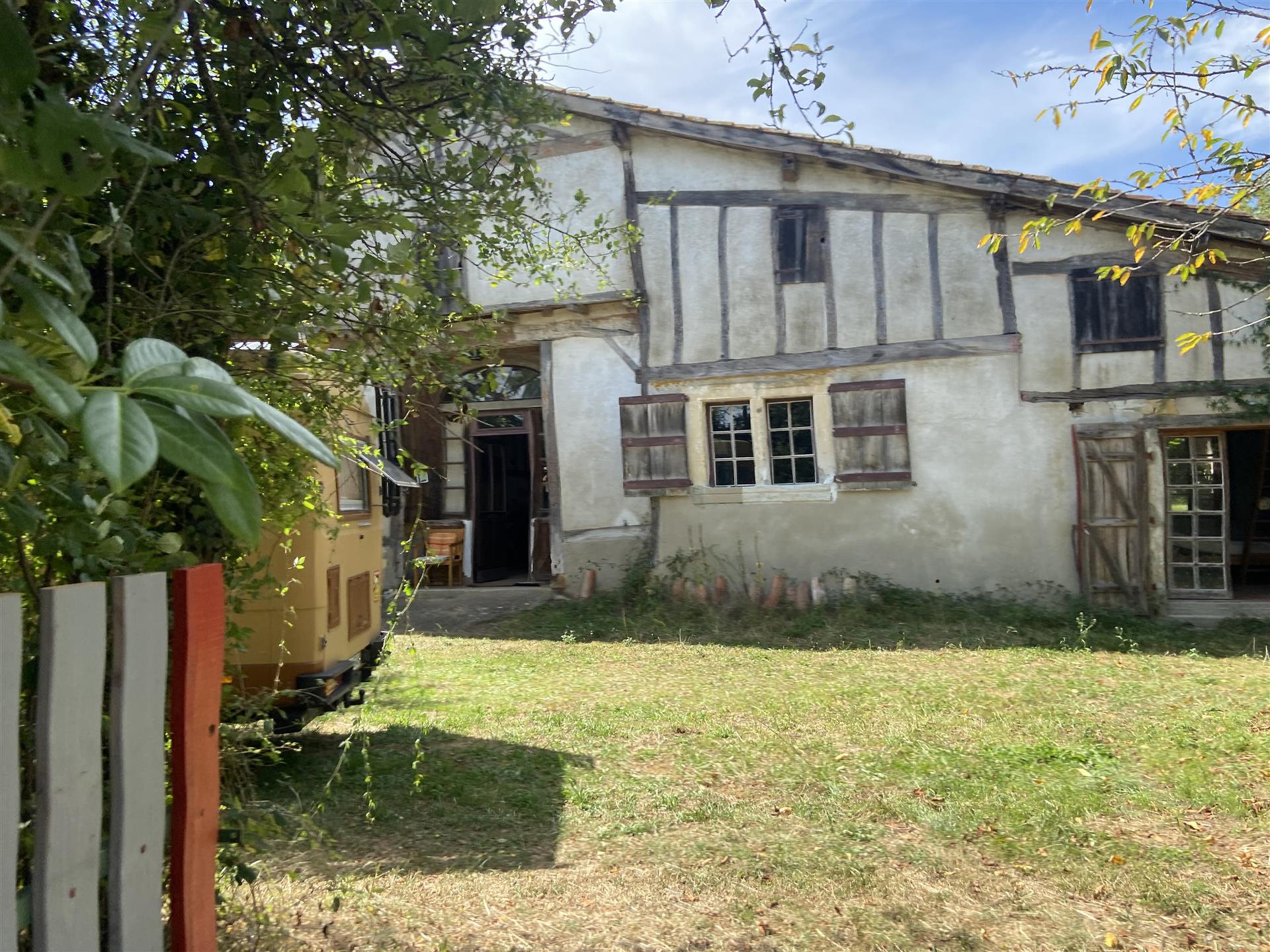 Bela casa de fazenda, ferme landaise, em uma ótima localização