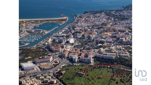 Construction land in Faro with 1200,00 m²