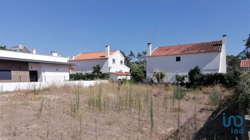 Construction land in Setúbal with 362,00 m²