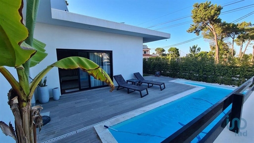 Home / Villa with 2 Rooms in Setúbal with 107,00 m²