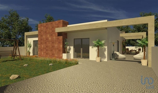 Home / Villa with 3 Rooms in Setúbal with 120,00 m²