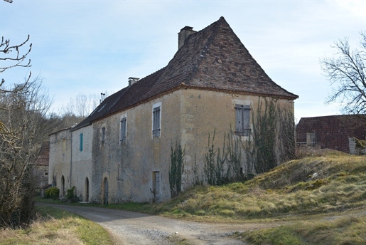 Oud stenen huis te restaureren