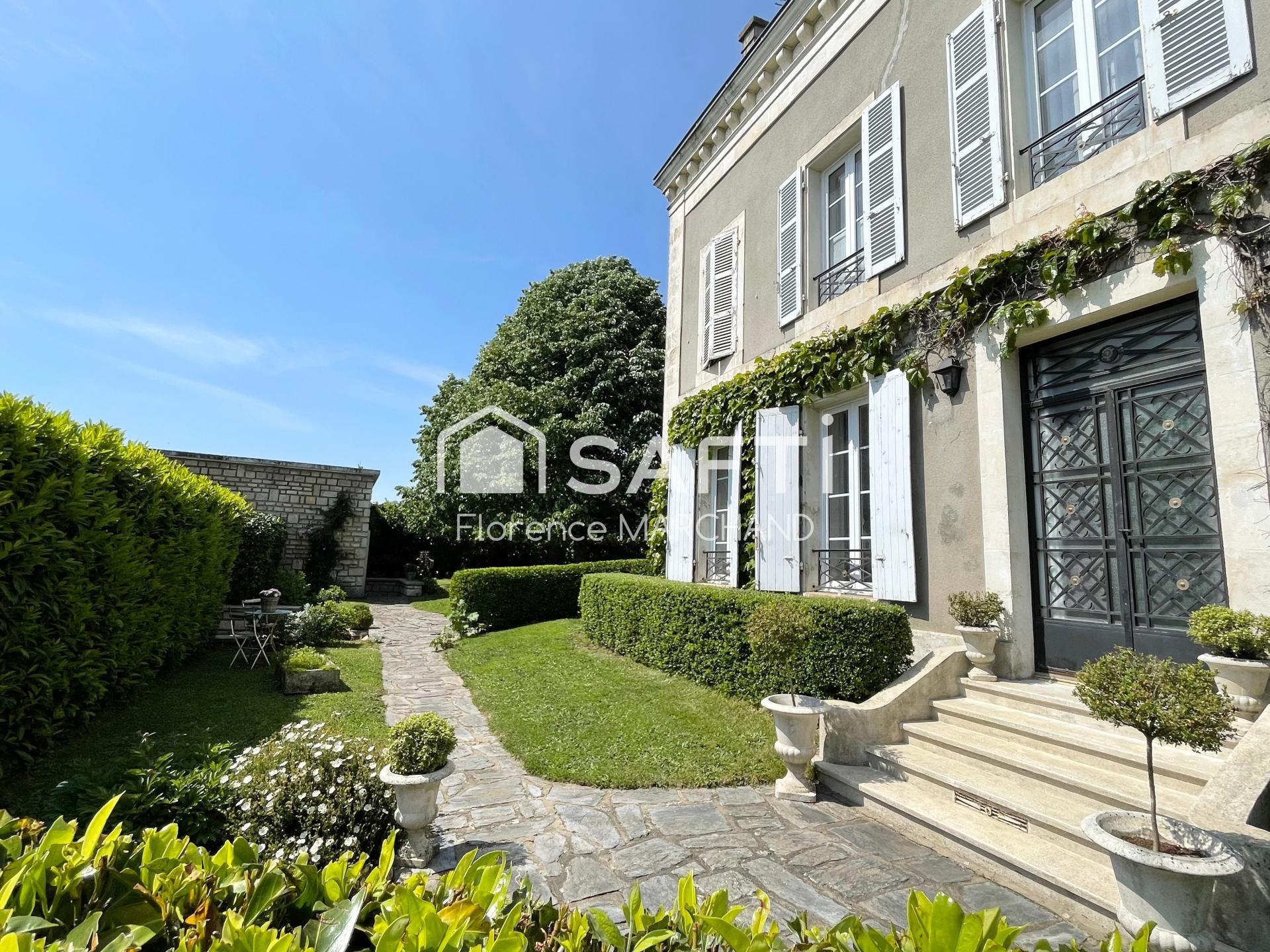 Purchase: Luxury property (79000)