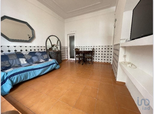 Apartment with 3 Rooms in Lisboa with 95,00 m²