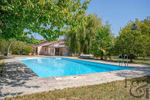 Saint Sylvestre sur Lot Huis met zwembad op meer dan een hectare grond