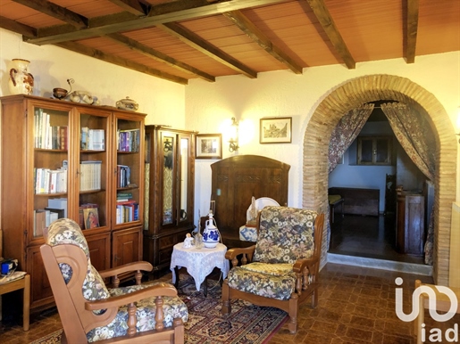 Maison Individuelle / Villa à vendre 143 m² - 3 chambres - Gubbio