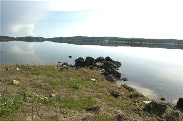 Озеро Мечта Португалия, Озеро Иданья-а-Нова