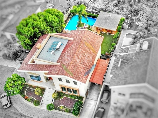 311056 - Villa à vendre, Agios Athanasios, 750 m², €3.400.000