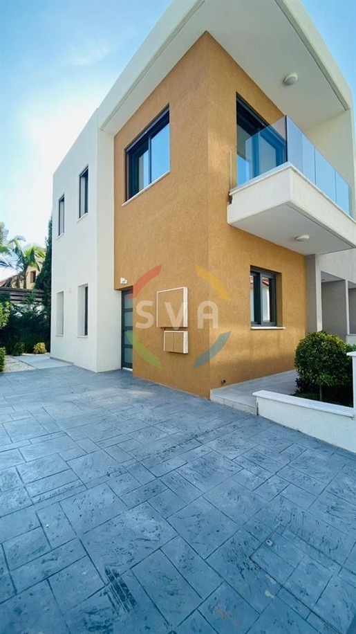 311024 - Maison ou villa indépendante à vendre, Germasogeia, 121 m², €690.000