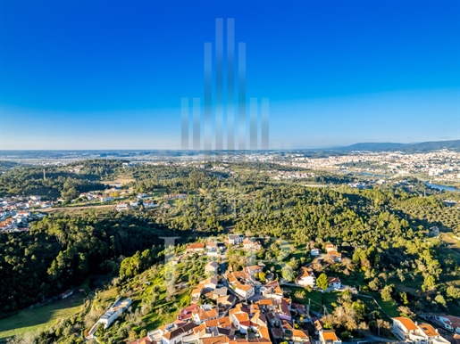 Terreno para Inversión Turismo o Proyecto Residencial - Coimbra