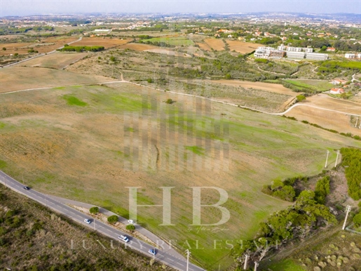 Land with 158.000m2 | Sintra