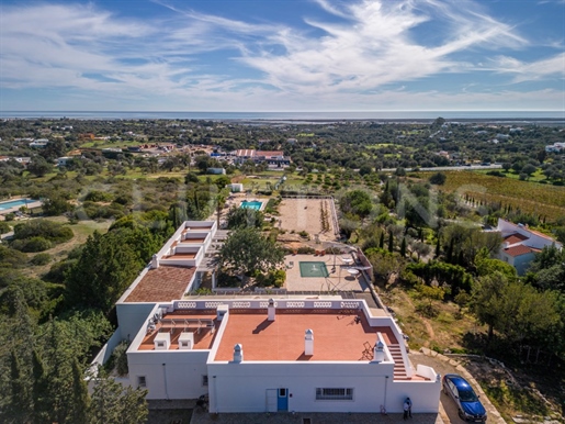 Fuseta - Estate with 3 charming independent villas, vineyard and tennis court