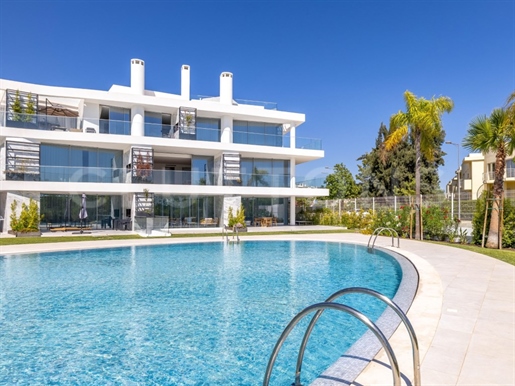 Vilamoura - 2 bedroom apartment in an exclusive luxury private condominium with swimming pool