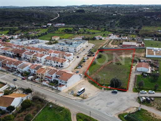Land to develop in Bensafrim