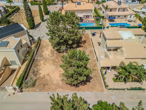 Vila Sol - Building land close to golf course