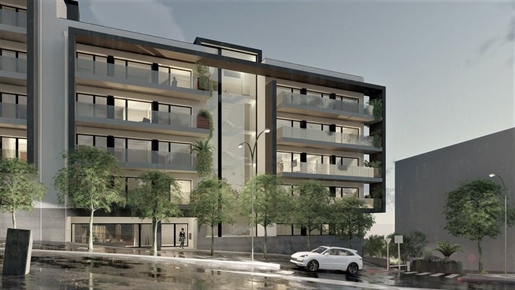 Apartment 3 Bedrooms Duplex | Top Floor | New | Near Cent